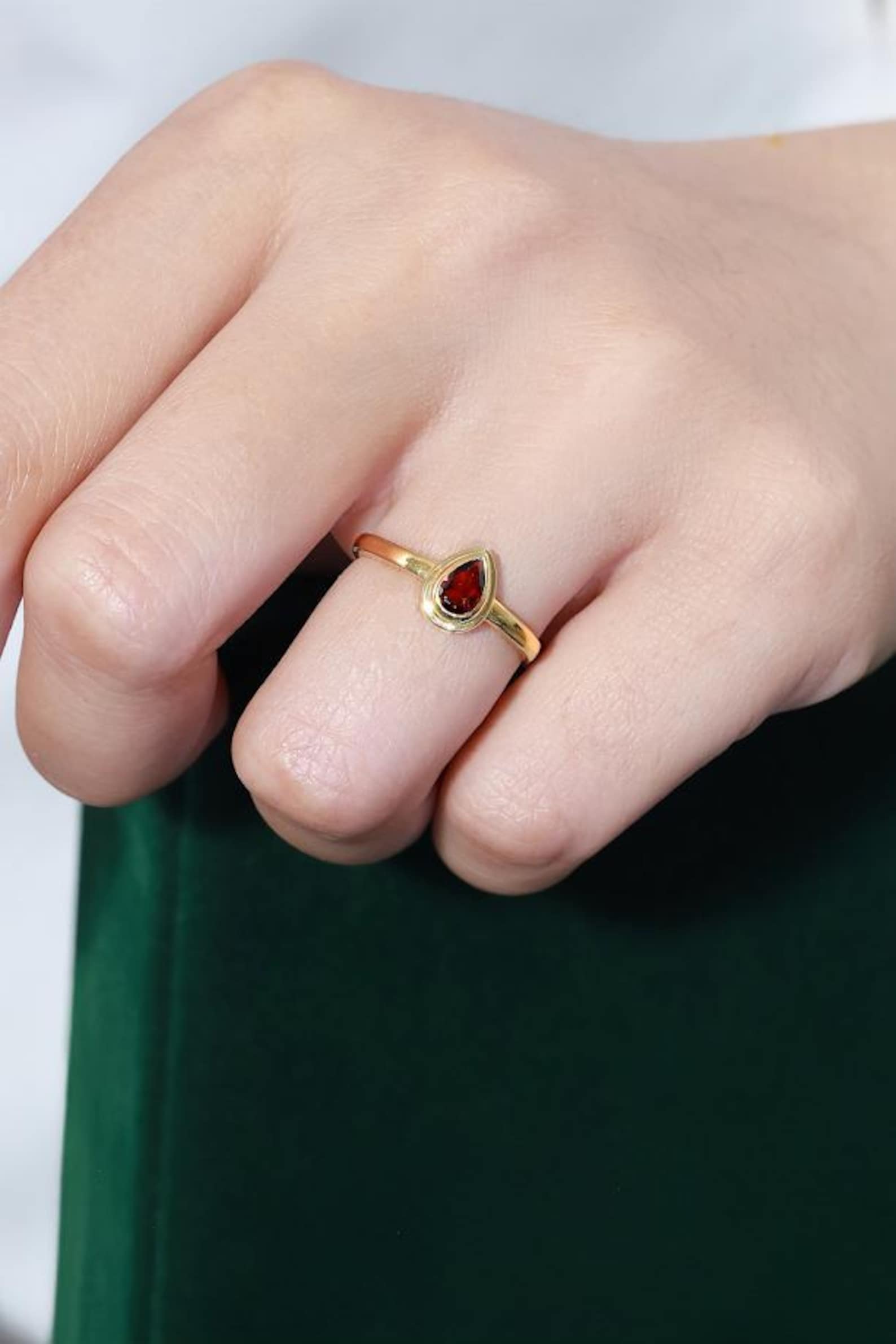 0.25 CT Pear Shape Garnet Engagement Ring, January Birthstone Ring, Delicate Solitaire Garnet Ring, Anniversary Gift for her